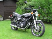 1977 Yamaha XS 750 photo